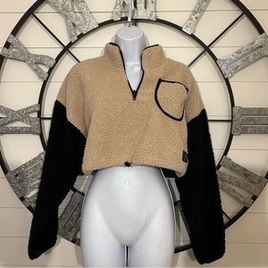 Urban Outfitters Cropped, Half Zip Teddy Fleece Pull Over